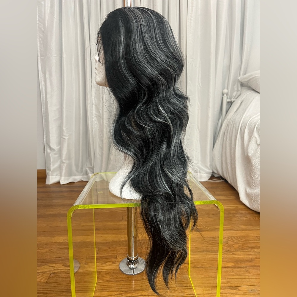 NIB! Sensationnel Cloud 9 What Lace Swiss Lace HD 13X6 Lace Front Wig - KEENA